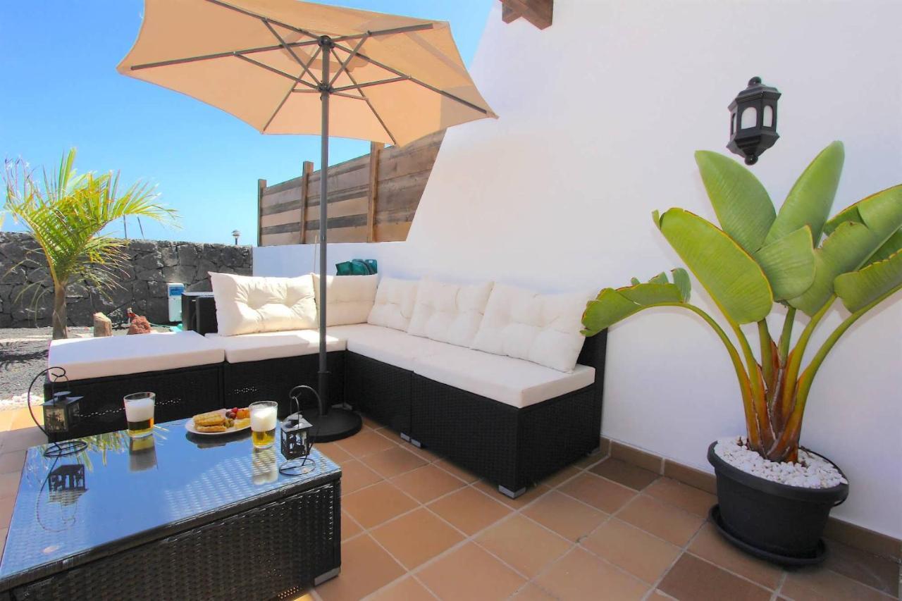 Villa Emma Playa Blanca Exterior photo