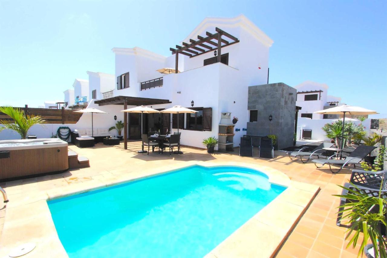 Villa Emma Playa Blanca Exterior photo